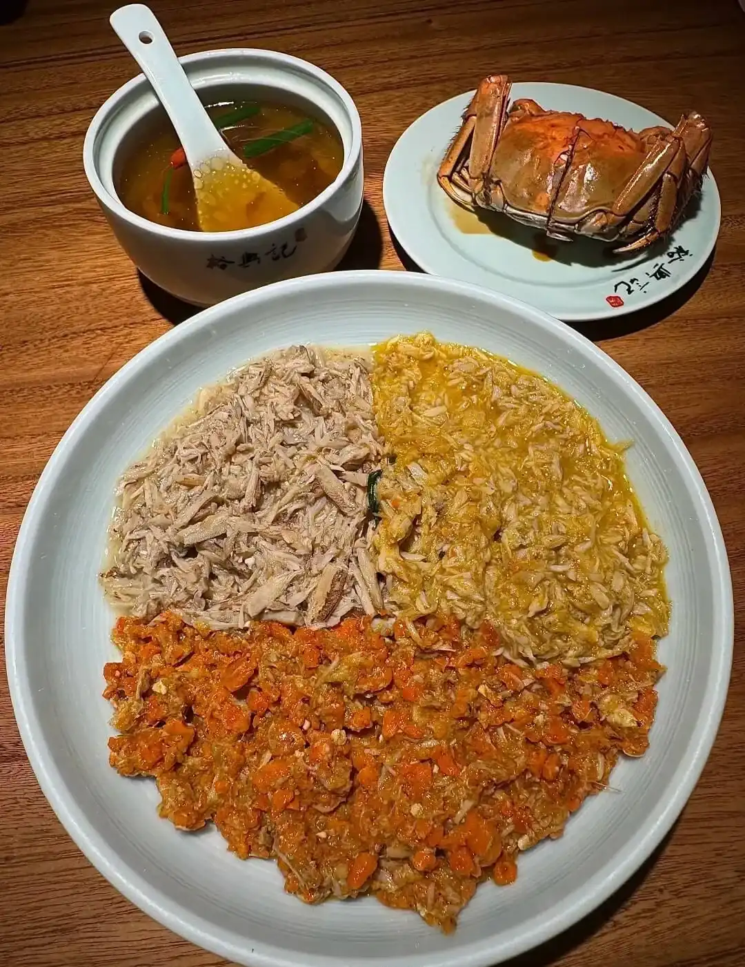 Shanghai Crab Roe Noodles in Shanghai