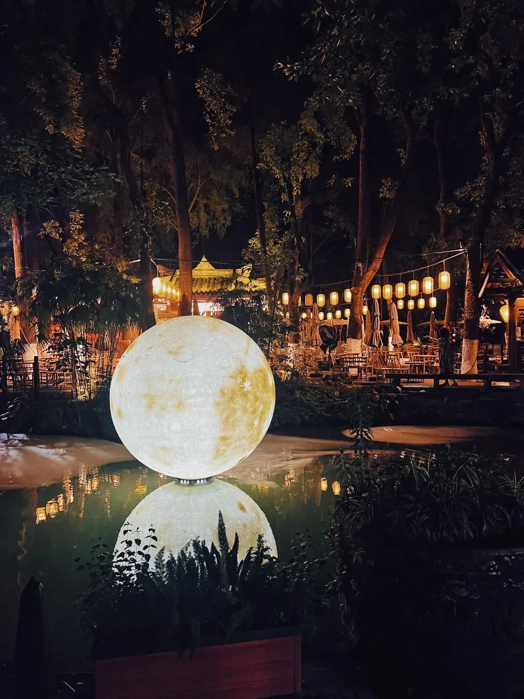 Festival installation beside the water at Jinli