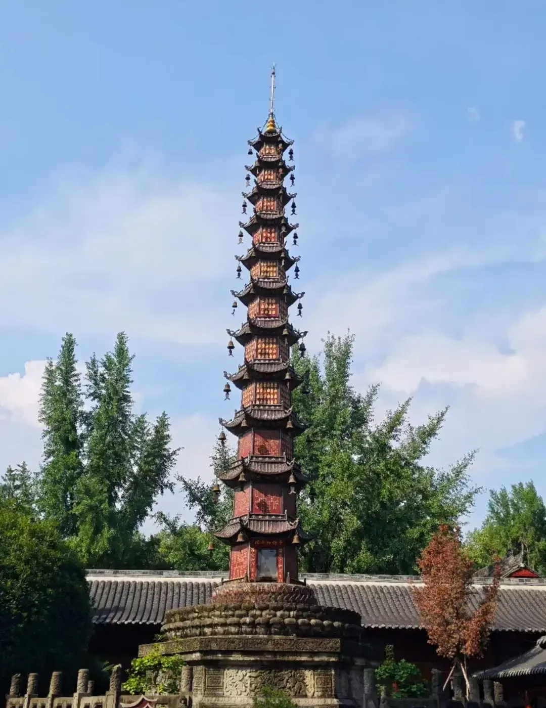 Garden tower and trees inside Wuhou Shrine