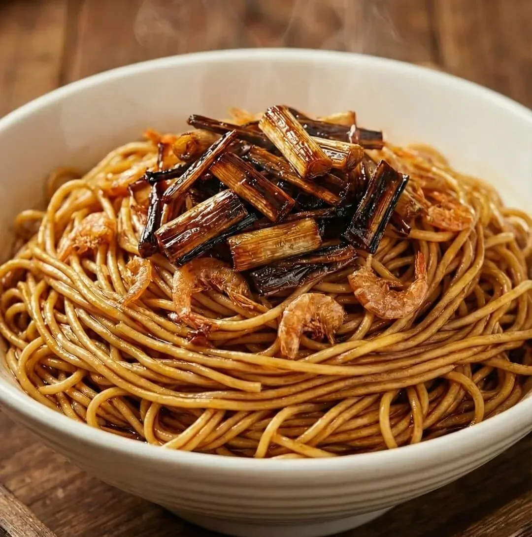 Shanghai scallion oil noodles with dried shrimp