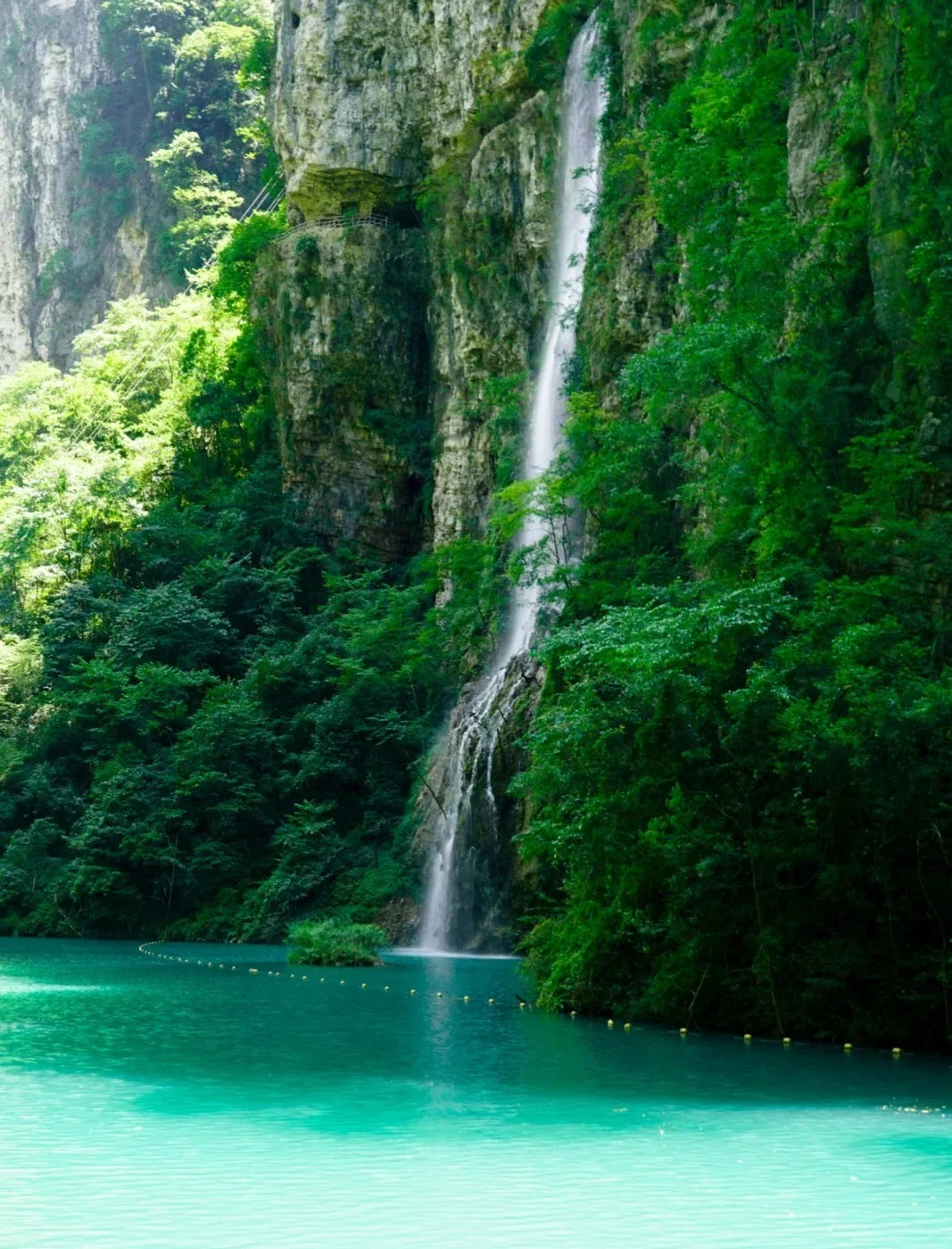 Tianhe Waterfall dropping into the canyon