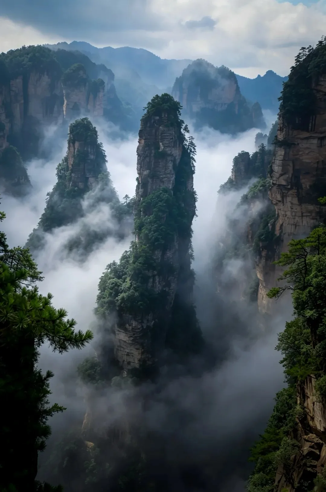 Quartz sandstone pillars wrapped in cloud